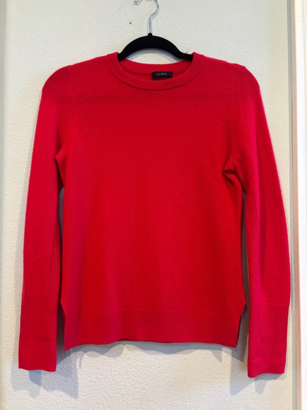 Halogen Red 100% Cashmere Crewneck Sweater - Women's